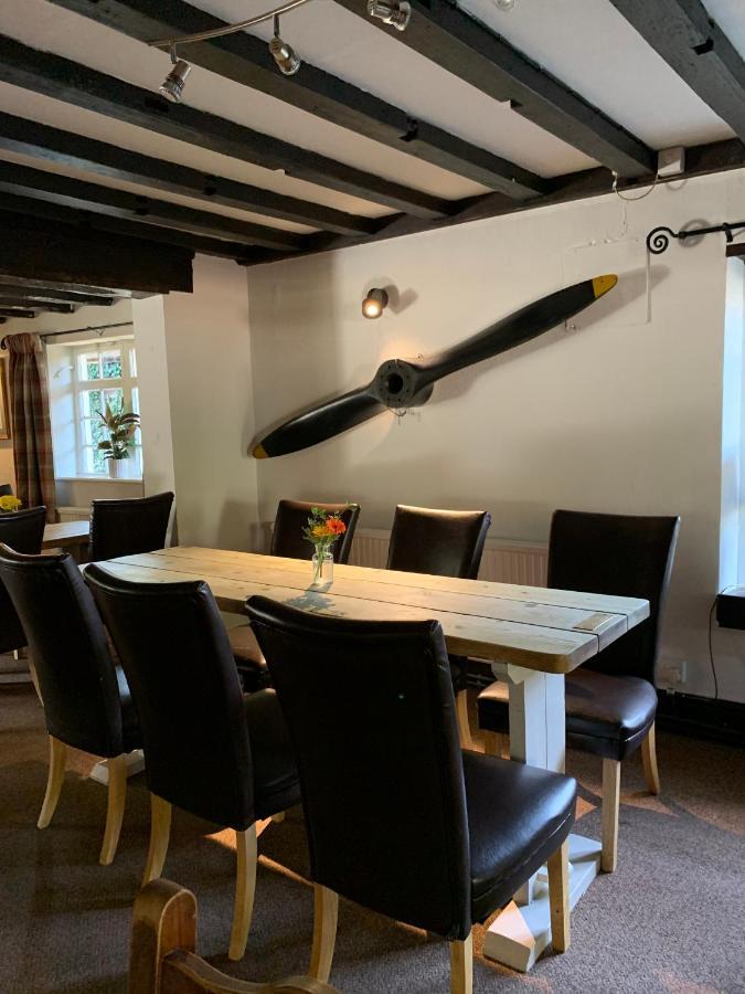 John Barleycorn Hotell Duxford Exteriör bild